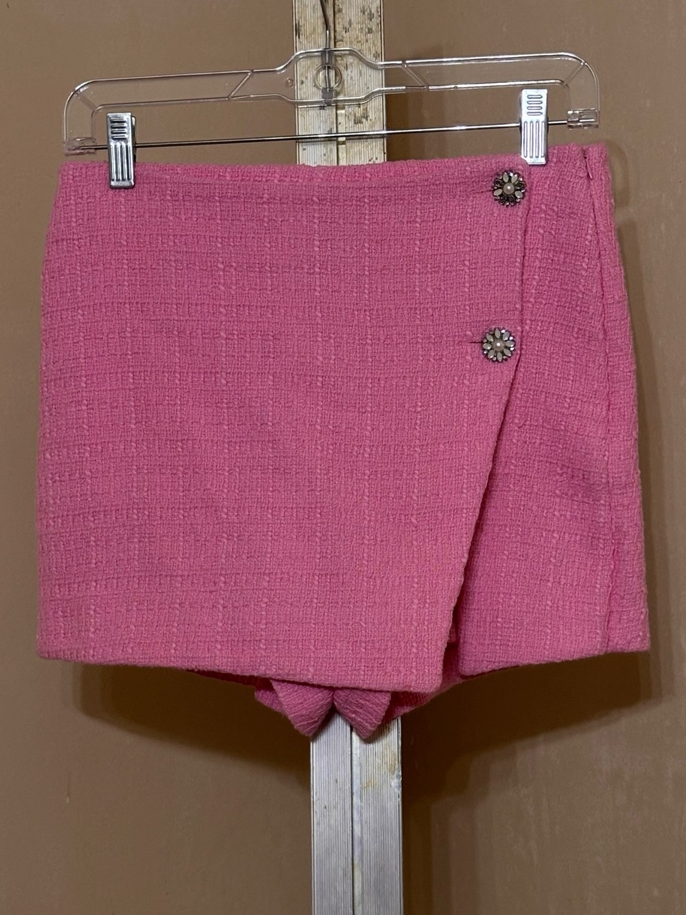 ZARA Pink Tweed Mini Skort with ORNATE Buttons SZ Small